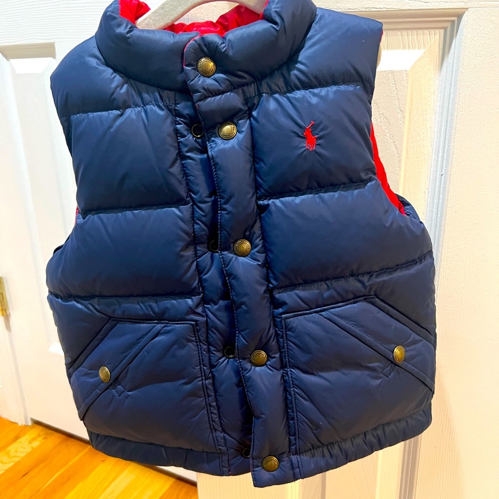 Like new only worn like 3 times. Mint condition, smoke and pet free home.
